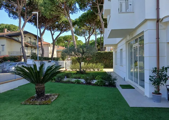 Accogliente Bilocale Con Terrazzo A Pinarella Di - Cv006 Cervia
